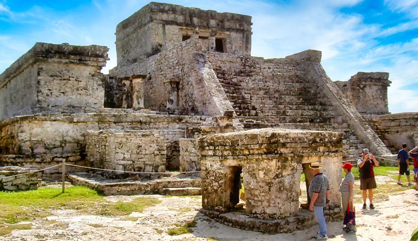Chichen Itza pyramid in Yucatan